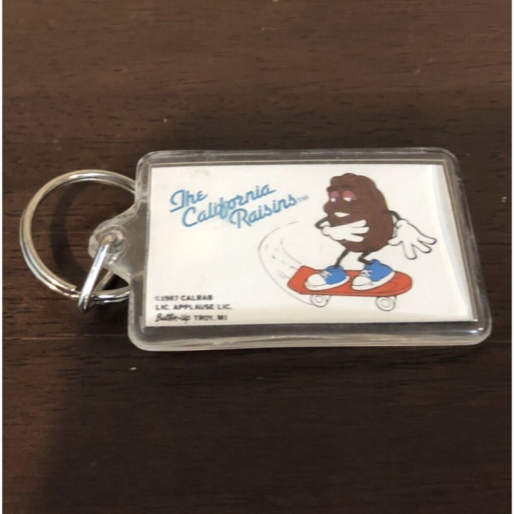 Vintage 1987 California Raisins Skateboarder Keychain Applause Calrab 80s Retro